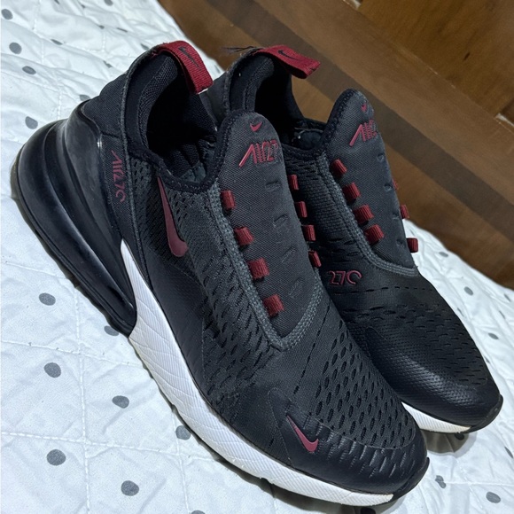 burgundy and black nike air max